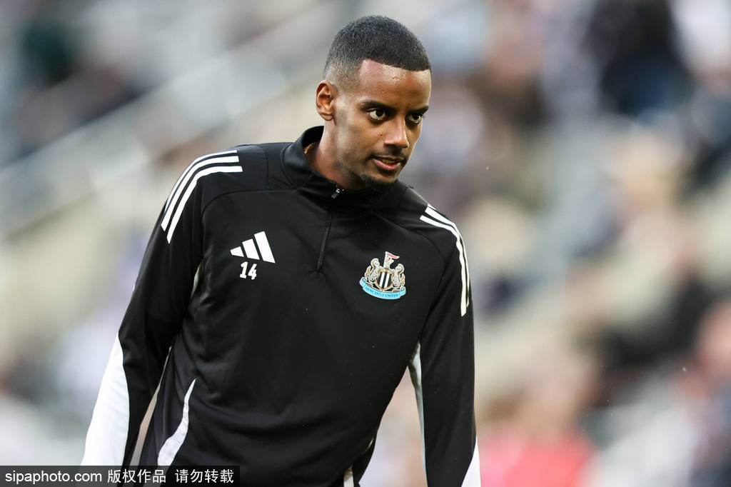 利物浦纽卡斯尔主帅分别召开发布会 谈伊萨克转会可能