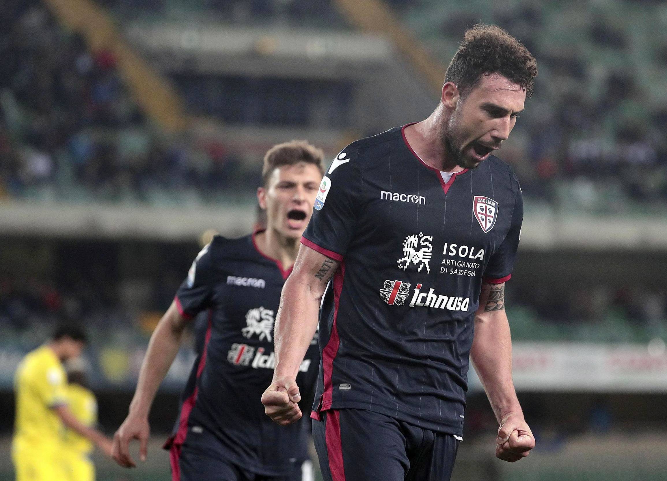 意甲焦点战：卡利亚里与佛罗伦萨的对决前瞻